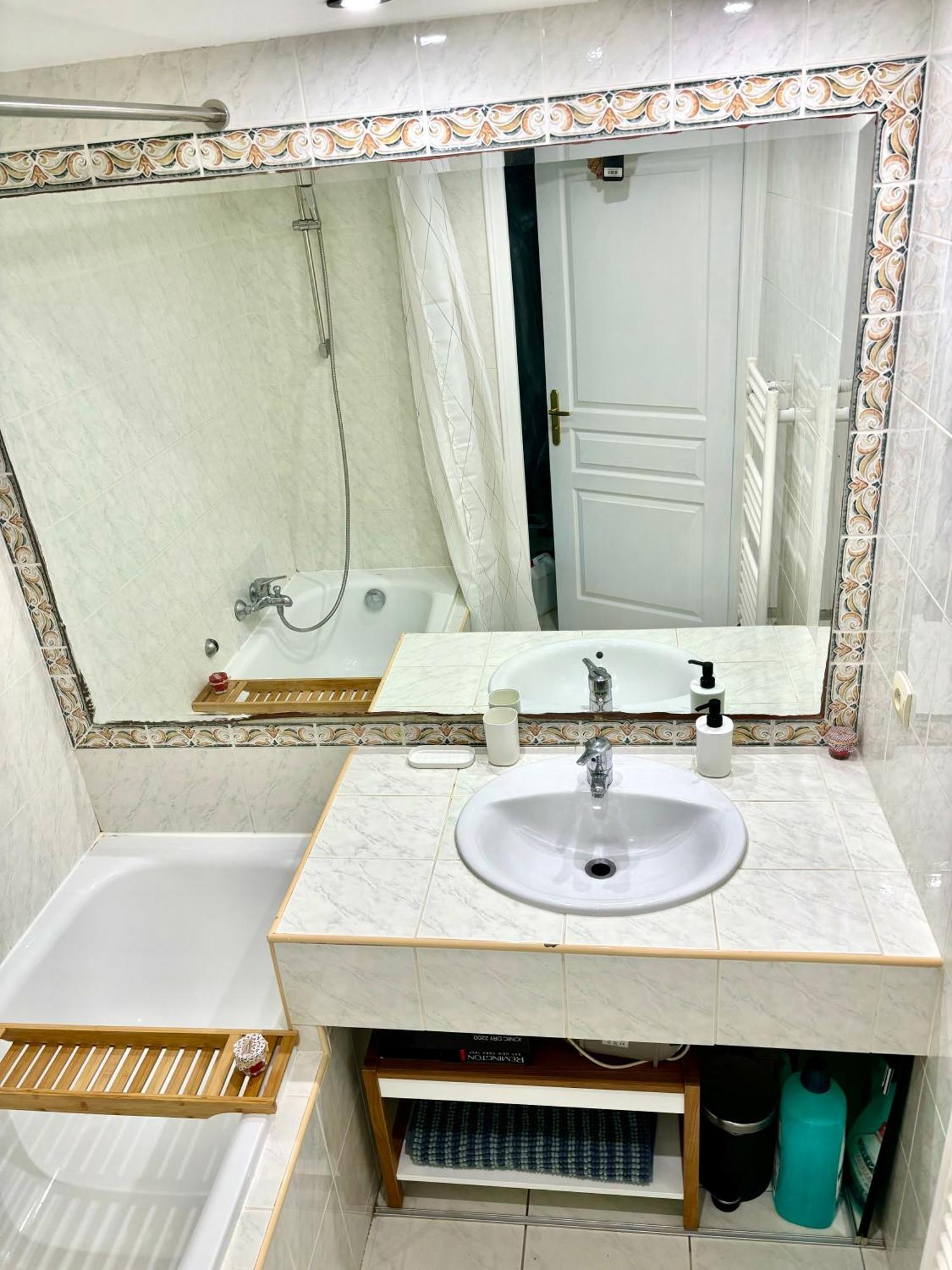 Beachside Apartment With Pool & Garden In Juan Les Pins Antibes Ngoại thất bức ảnh